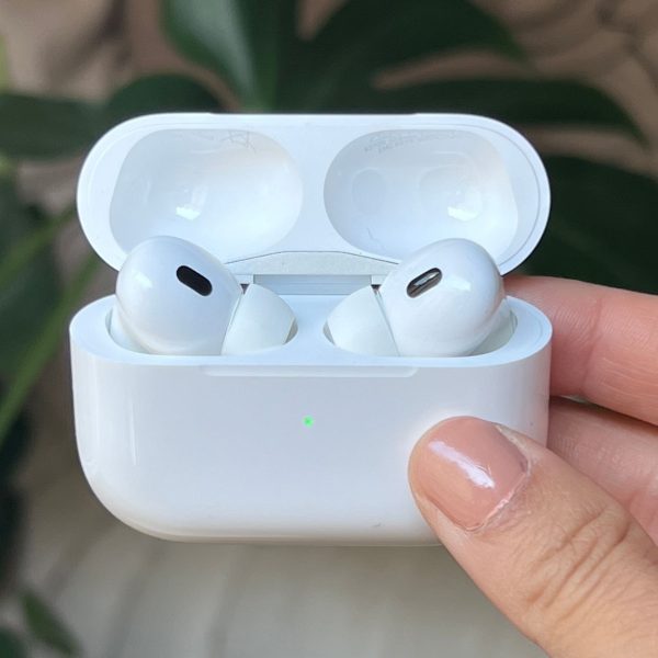 Airpods Pro With Wireless Charging Case